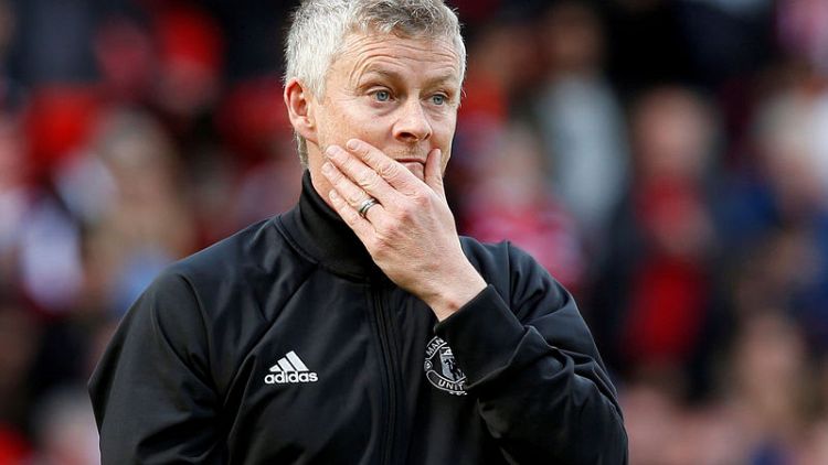 Solskjaer confident Man United squad can win over doubters