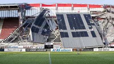 Olanda, crolla tetto stadio Az Alkmaar Olanda, crolla tetto stadio Az Alkmaar