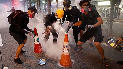 Hong Kong police and protesters refine battle tactics Hong Kong police and protesters refine battle tactics
