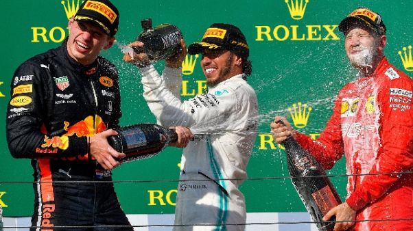 F1: Verstappen punzecchia Hamilton F1: Verstappen punzecchia Hamilton