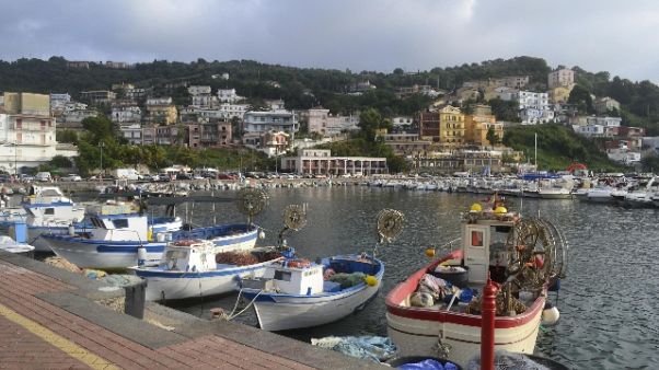 Ad Agropoli basta girare in costume Ad Agropoli basta girare in costume