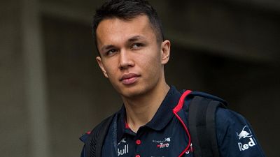 La Red Bull promuove thailandese Albon La Red Bull promuove thailandese Albon