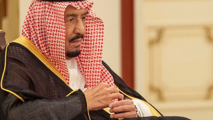 التلفزيون السعودي: الملك سلمان وولي عهد أبوظبي يبحثان الوضع في اليمن