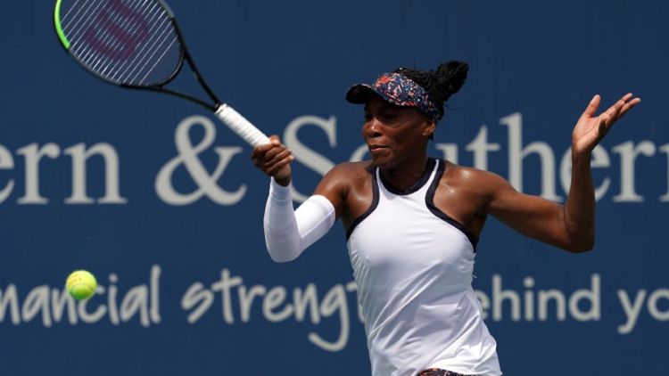 Venus stuns holder Bertens in Cincinnati, Serena withdraws