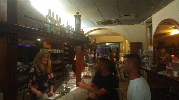 Superenalotto:festa in Bar Marino a Lodi Superenalotto:festa in Bar Marino a Lodi
