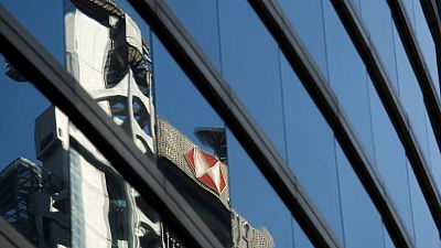 Lower fees, snazzy branches: Hong Kong banks gird for online-only onslaught Lower fees, snazzy branches: Hong Kong banks gird for online-only onslaught