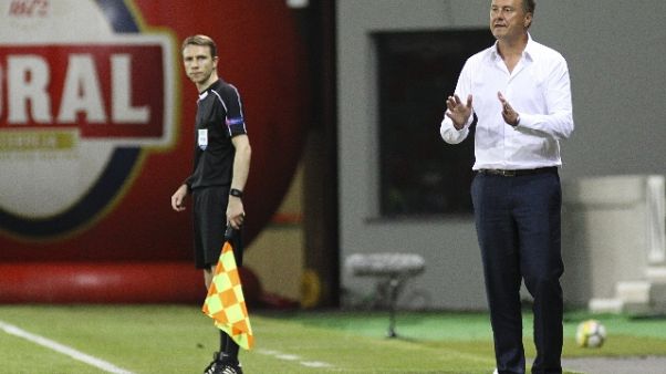 Dinamo Kiev esonera tecnico Khatskevich Dinamo Kiev esonera tecnico Khatskevich