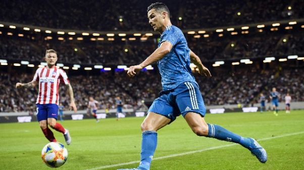 Juve: Ronaldo salta amichevole Villar Juve: Ronaldo salta amichevole Villar