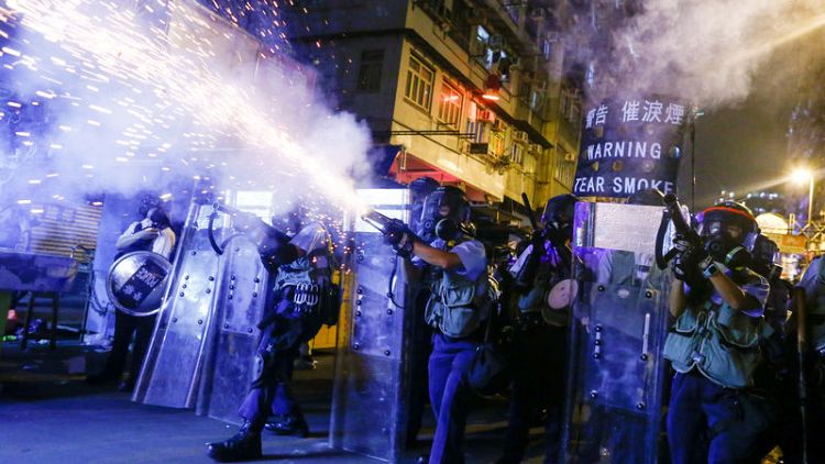 أمريكا تبدي قلقها البالغ لتقارير بتحرك شبه عسكري صيني على حدود هونج كونج