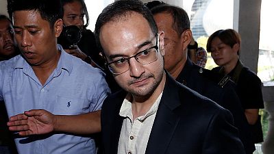 Prosecutors seek sale of luxury homes linked to stepson of Malaysian ex-PM Prosecutors seek sale of luxury homes linked to stepson of Malaysian ex-PM