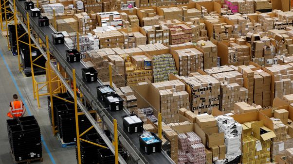 Online spending helps UK retail sales grow unexpectedly in July Online spending helps UK retail sales grow unexpectedly in July