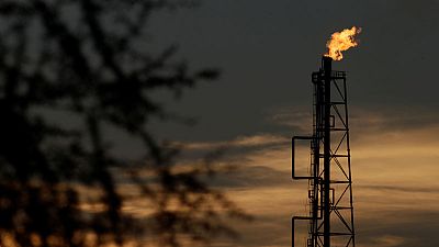 النفط يرتفع 2% مع انحسار مخاوف الركود النفط يرتفع 2% مع انحسار مخاوف الركود