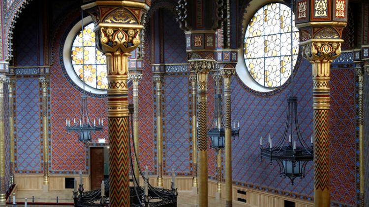 Historic Budapest synagogue to reopen amid Jewish cultural revival