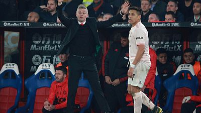 Sanchez keen on staying at Man United, says Solskjaer Sanchez keen on staying at Man United, says Solskjaer