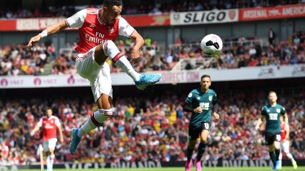 Arsenal vince ancora, battuto il Burnley Arsenal vince ancora, battuto il Burnley