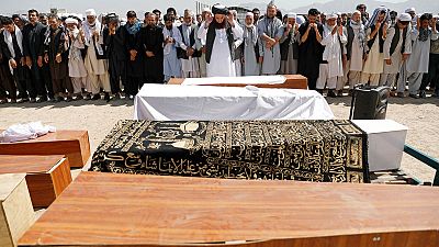 أي سلام بعد التفجير؟ .. أفغان غاضبون يشككون في جدوى الحوار مع طالبان أي سلام بعد التفجير؟ .. أفغان غاضبون يشككون في جدوى الحوار مع طالبان