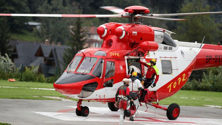 Over two dozen rescuers try to save trapped cavers in Poland