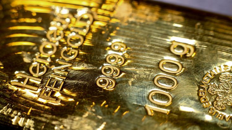 الذهب فوق 1500 دولار مع هبوط عوائد السندات بفعل آمال التحفيز