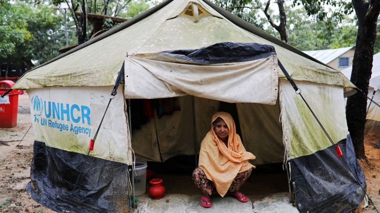 الأمم المتحدة وبنجلادش تستطلعان رأي آلاف الروهينجا في العودة لميانمار