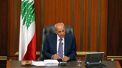 صحيفة: بري يقول لديه انطباعات "إيجابية" بشأن التصنيف الائتماني للبنان صحيفة: بري يقول لديه انطباعات "إيجابية" بشأن التصنيف الائتماني للبنان