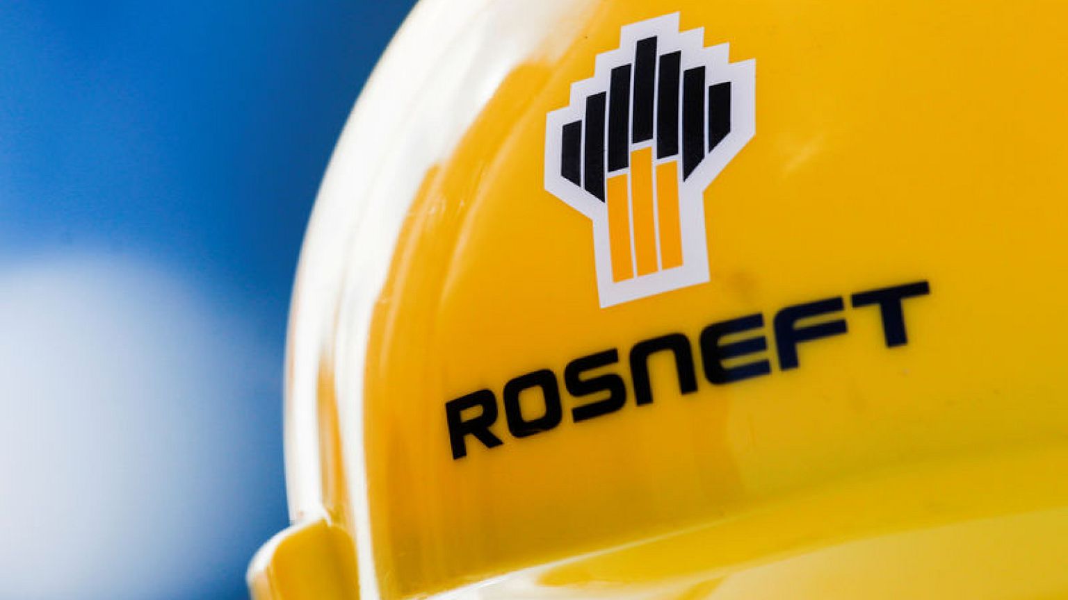 Exclusive: Russia's Rosneft to switch to euros in oil products tenders - traders