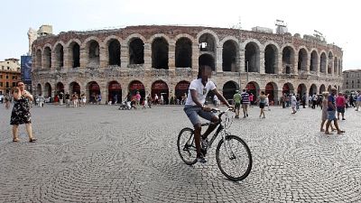 Con machete semina terrore a Verona Con machete semina terrore a Verona