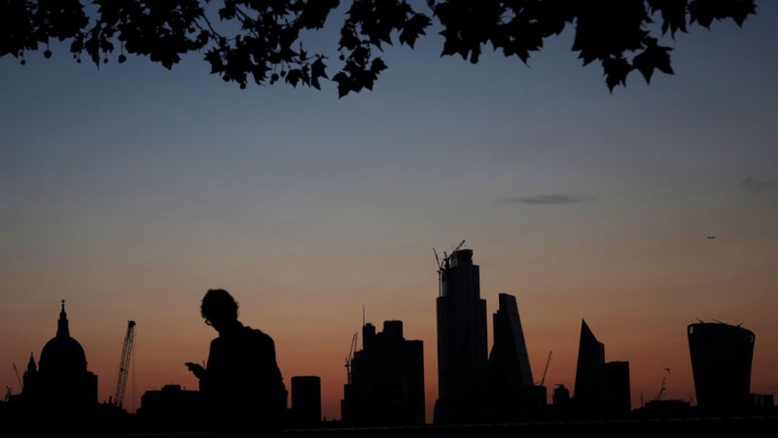 As bond e-trading takes off, debt sales business may be ripe for automation