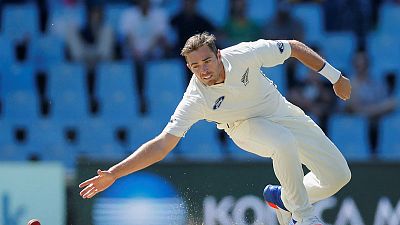 Sri Lanka 144-6 after batting collapse on rain-hit day Sri Lanka 144-6 after batting collapse on rain-hit day