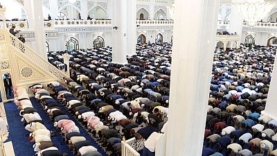جمهورية الشيشان الروسية تفتتح ما قالت إنه أكبر مسجد في أوروبا جمهورية الشيشان الروسية تفتتح ما قالت إنه أكبر مسجد في أوروبا