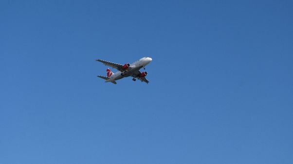 Guasto in volo, aereo rientra a Malpensa Guasto in volo, aereo rientra a Malpensa