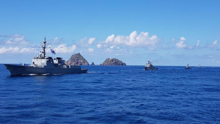 اليابان تحتج على تدريبات عسكرية كورية جنوبية في محيط جزيرة متنازع عليها
