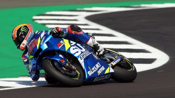 Moto:Gb, Rins beffa Marquez su traguardo Moto:Gb, Rins beffa Marquez su traguardo
