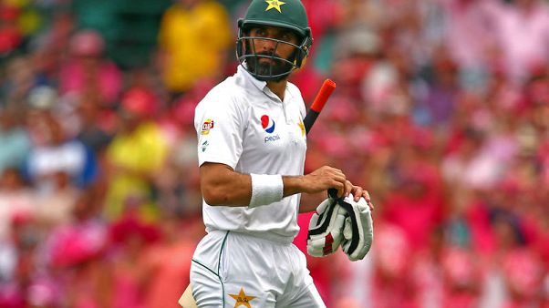 Former captain Misbah applies for Pakistan head coach role Former captain Misbah applies for Pakistan head coach role