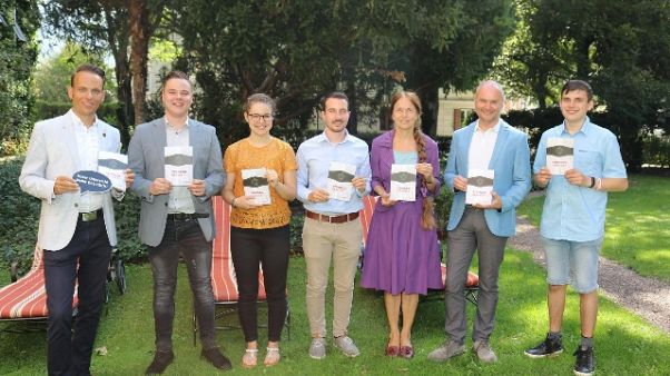 Partito Klotz, mai dire 'Alto Adige' Partito Klotz, mai dire 'Alto Adige'