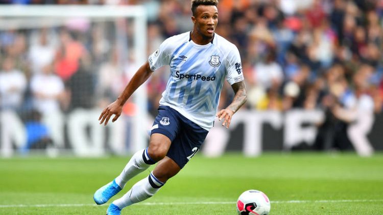 Everton's Gbamin to miss eight weeks with thigh injury