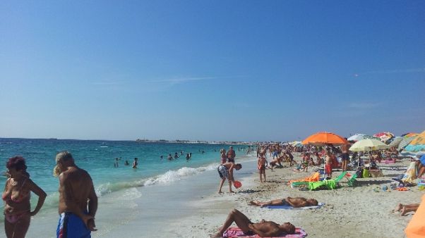 Furto sabbia rischia di finire in rissa Furto sabbia rischia di finire in rissa