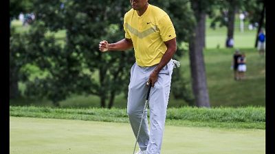 Golf: Tiger Woods operato al ginocchio