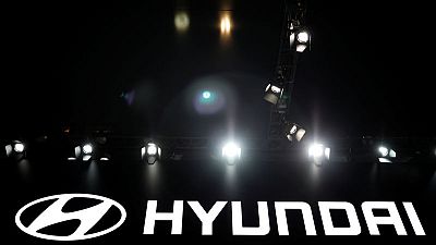 Hyundai Motor agrees wage deal, avoids strike for first time in 8 years Hyundai Motor agrees wage deal, avoids strike for first time in 8 years