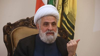 حزب الله يقول سيرد على إسرائيل ولبنان يطلق النار على طائرتين مسيرتين حزب الله يقول سيرد على إسرائيل ولبنان يطلق النار على طائرتين مسيرتين