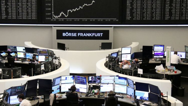 الأسهم الأوروبية تنخفض صباحا مع تنامي مخاوف الركود