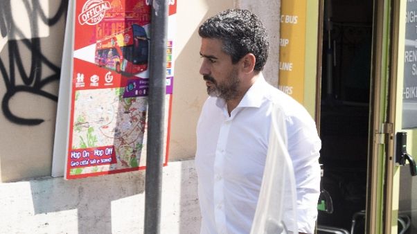 Fraccaro, attacchi a Di Maio sono a M5s Fraccaro, attacchi a Di Maio sono a M5s