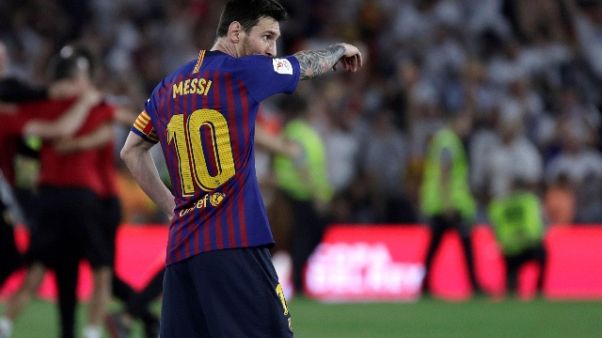 Nuovo stop per Messi,fermo un altro mese Nuovo stop per Messi,fermo un altro mese