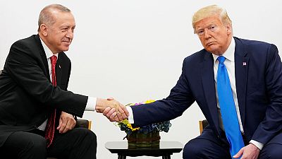 البيت الأبيض: ترامب وأردوغان بحثا هاتفيا قضايا منها التجارة وسوريا البيت الأبيض: ترامب وأردوغان بحثا هاتفيا قضايا منها التجارة وسوريا