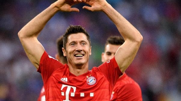Lewandowski rinnova col Bayern Lewandowski rinnova col Bayern