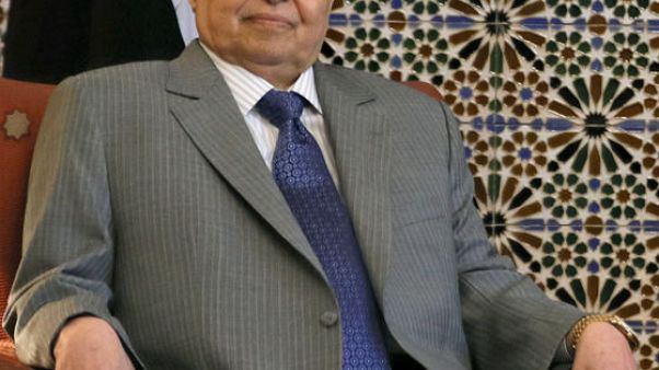 وكالة: الرئيس اليمني يقول قوات الحكومة انسحبت من عدن وكالة: الرئيس اليمني يقول قوات الحكومة انسحبت من عدن