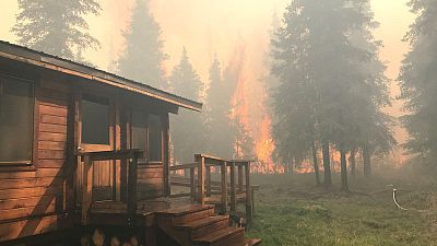 As fall begins in Alaska, wildfires linked to warming rage on As fall begins in Alaska, wildfires linked to warming rage on