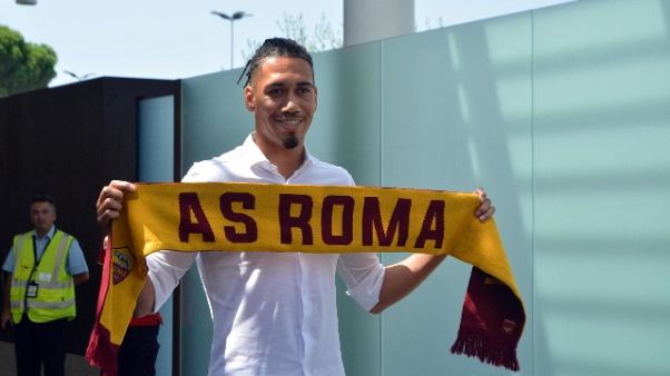 Roma: Smalling arrivato nella Capitale Roma: Smalling arrivato nella Capitale