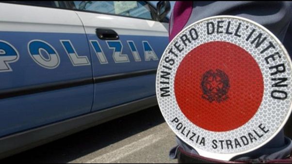18enne accoltellato a Napoli, indaga Ps 18enne accoltellato a Napoli, indaga Ps
