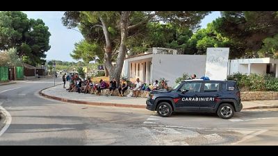 Migranti: nuovi sbarchi in sud Sardegna Migranti: nuovi sbarchi in sud Sardegna
