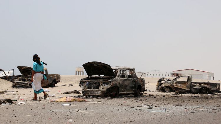 Yemeni separatists arrest dozens of government loyalists in Aden
